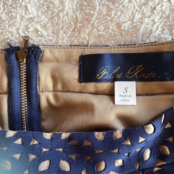 Skirt - Picture 4 of 4